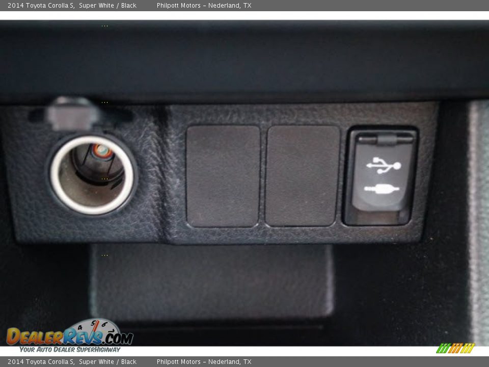 2014 Toyota Corolla S Super White / Black Photo #27