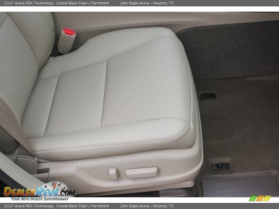 2017 Acura RDX Technology Crystal Black Pearl / Parchment Photo #27
