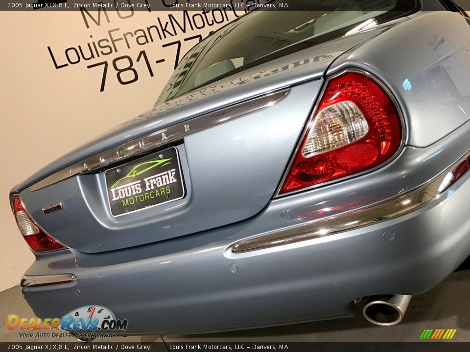 2005 Jaguar XJ XJ8 L Zircon Metallic / Dove Grey Photo #27