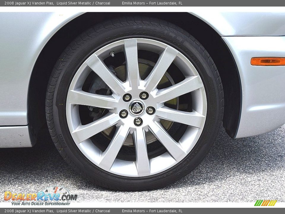 2008 Jaguar XJ Vanden Plas Wheel Photo #22
