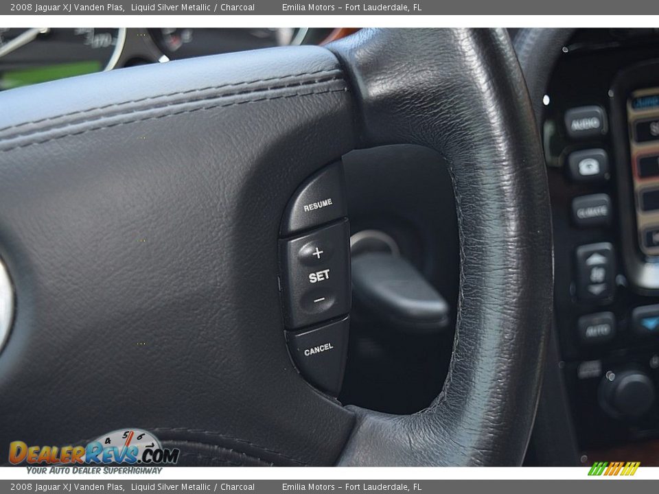 Controls of 2008 Jaguar XJ Vanden Plas Photo #42
