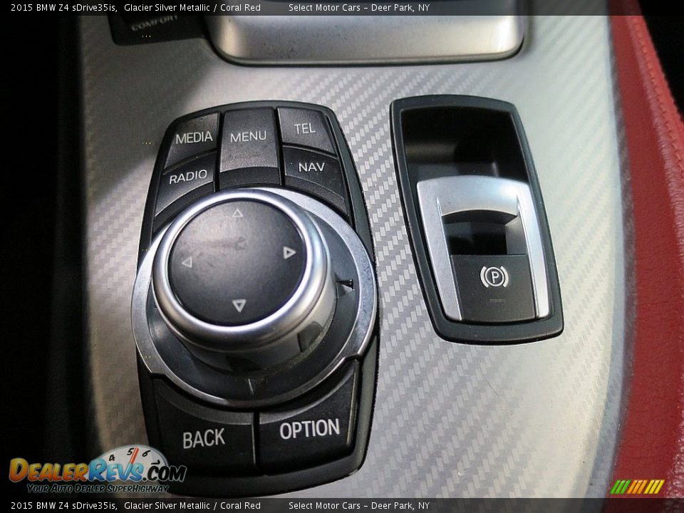 Controls of 2015 BMW Z4 sDrive35is Photo #29