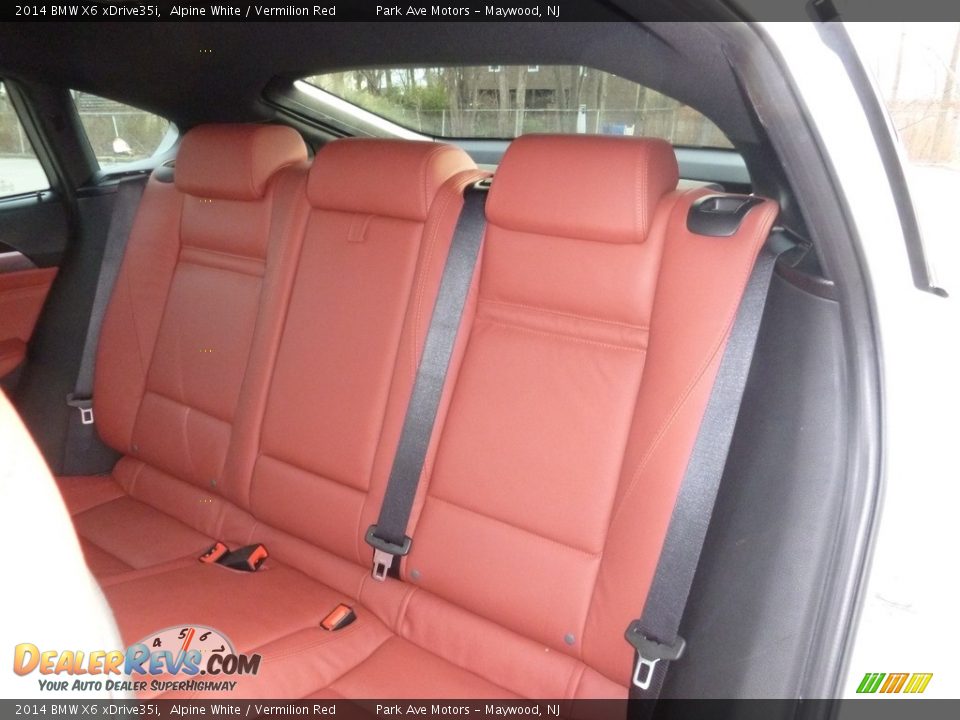 2014 BMW X6 xDrive35i Alpine White / Vermilion Red Photo #15