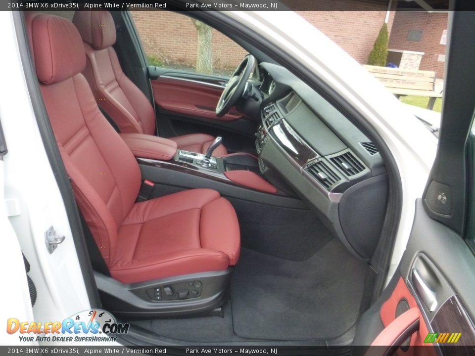 2014 BMW X6 xDrive35i Alpine White / Vermilion Red Photo #20