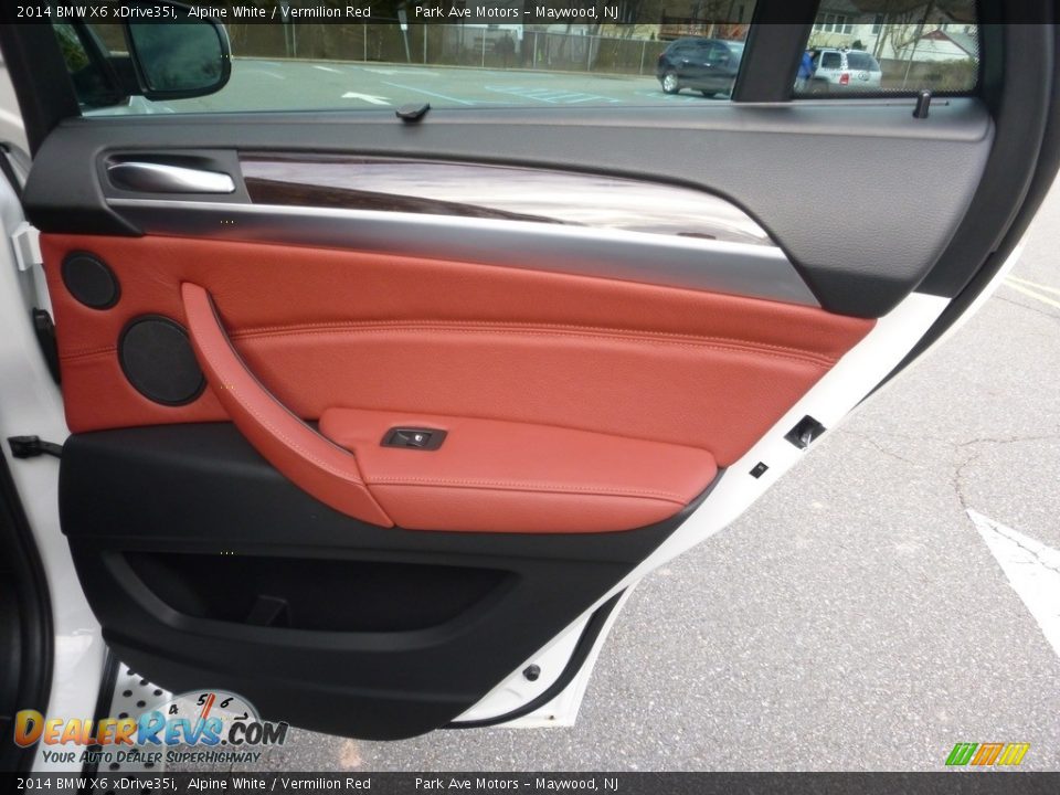 2014 BMW X6 xDrive35i Alpine White / Vermilion Red Photo #21