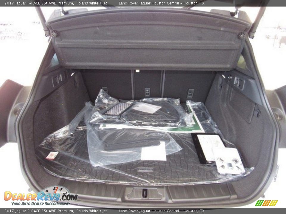 2017 Jaguar F-PACE 35t AWD Premium Polaris White / Jet Photo #16