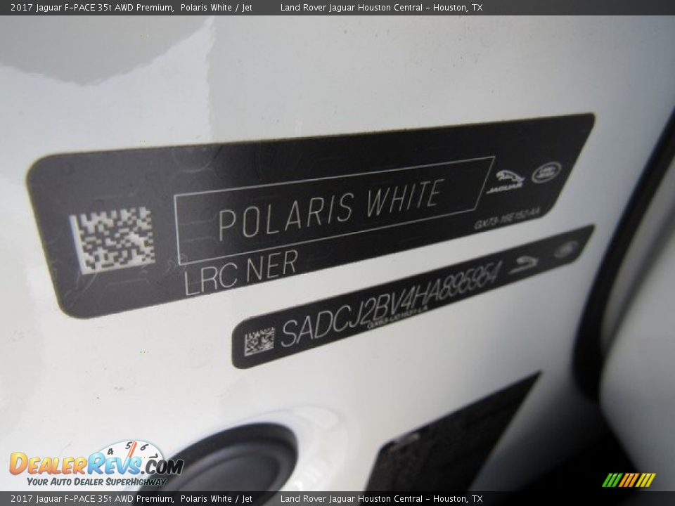 2017 Jaguar F-PACE 35t AWD Premium Polaris White / Jet Photo #22