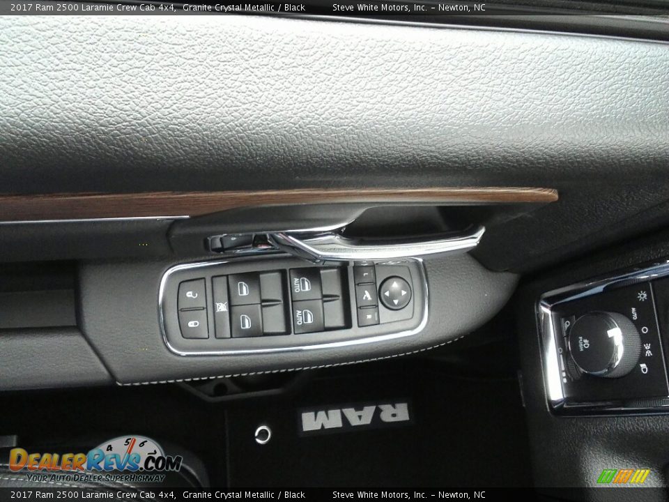 2017 Ram 2500 Laramie Crew Cab 4x4 Granite Crystal Metallic / Black Photo #10