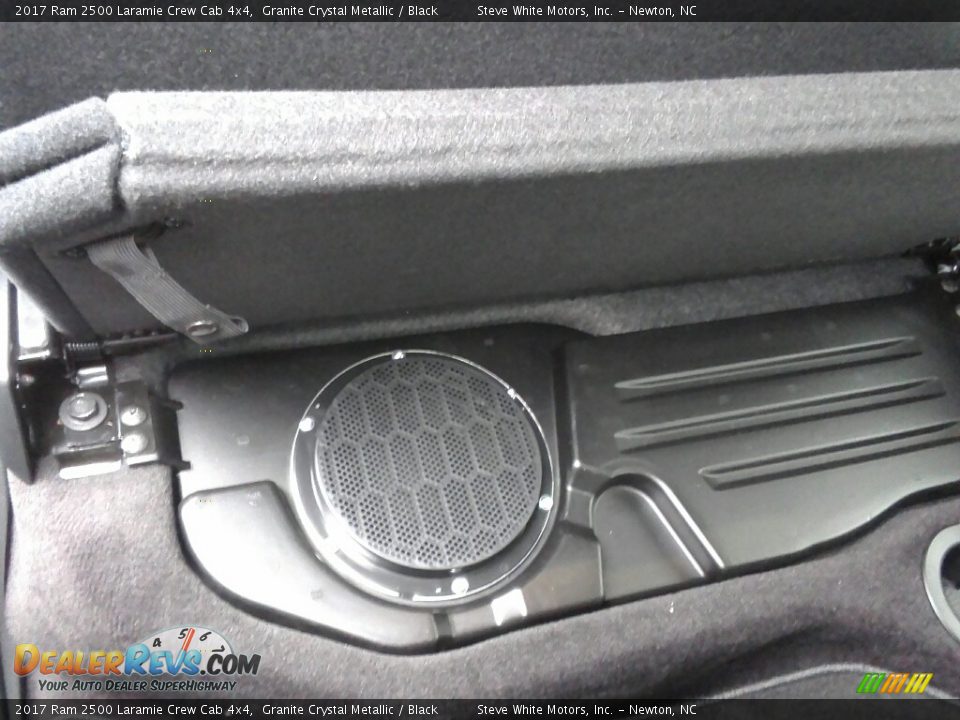 2017 Ram 2500 Laramie Crew Cab 4x4 Granite Crystal Metallic / Black Photo #22