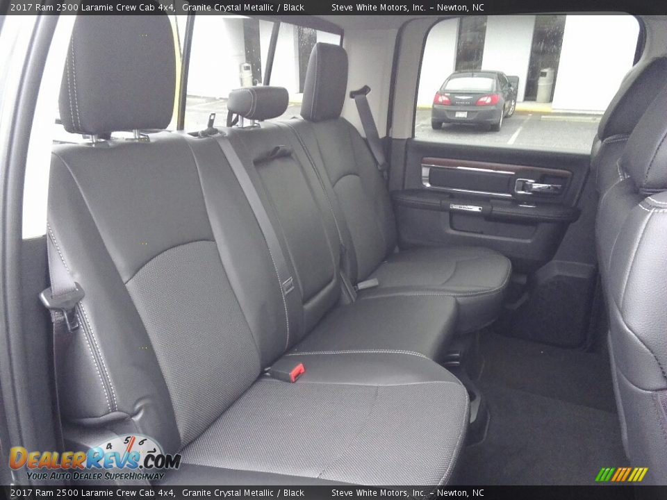 2017 Ram 2500 Laramie Crew Cab 4x4 Granite Crystal Metallic / Black Photo #23