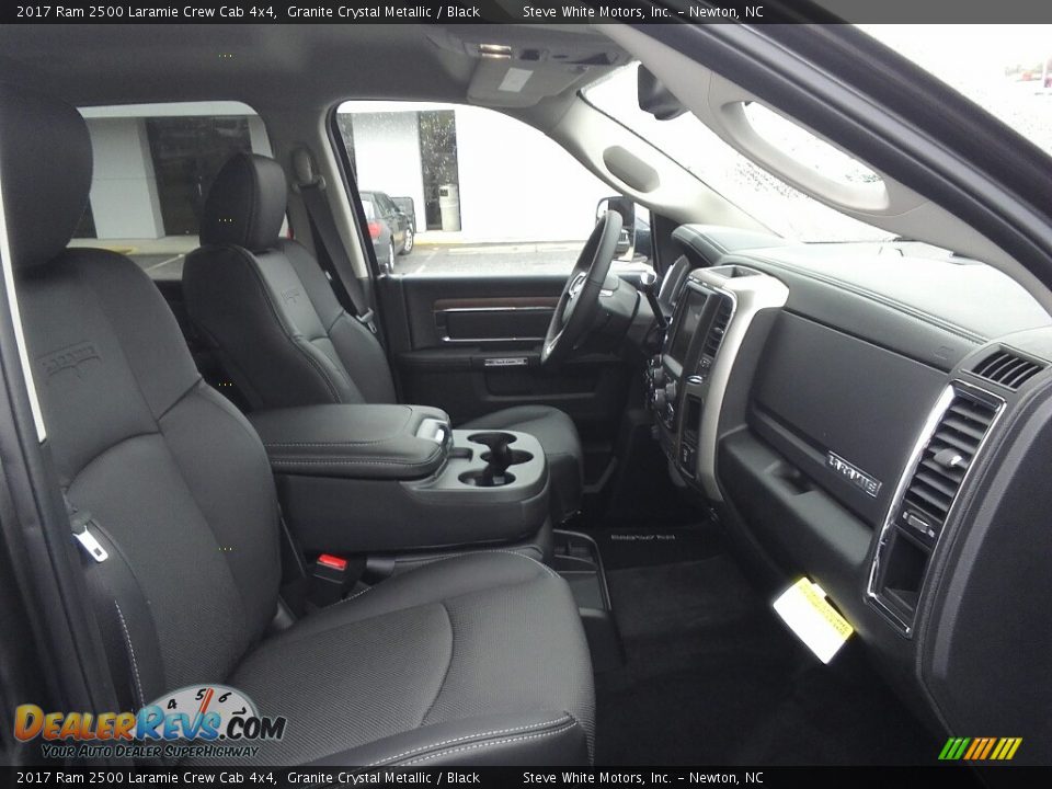 2017 Ram 2500 Laramie Crew Cab 4x4 Granite Crystal Metallic / Black Photo #24