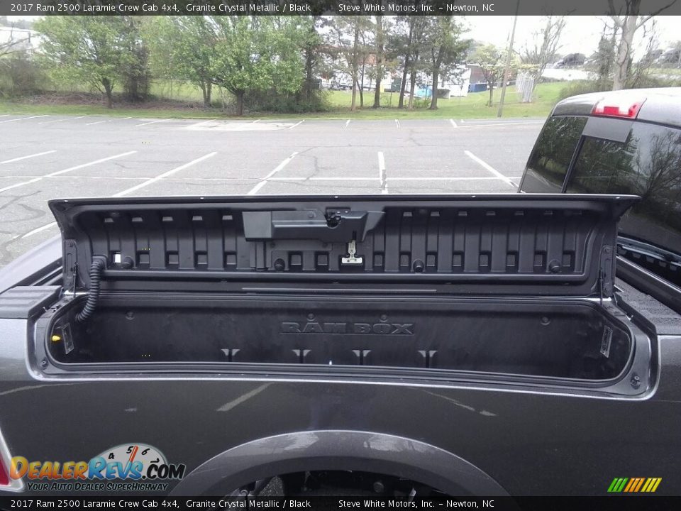 2017 Ram 2500 Laramie Crew Cab 4x4 Granite Crystal Metallic / Black Photo #27