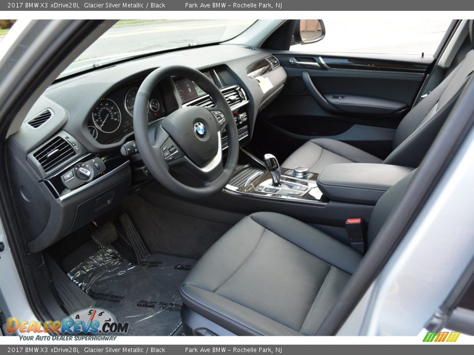2017 BMW X3 xDrive28i Glacier Silver Metallic / Black Photo #10
