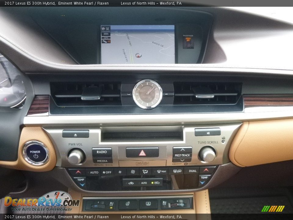Controls of 2017 Lexus ES 300h Hybrid Photo #13
