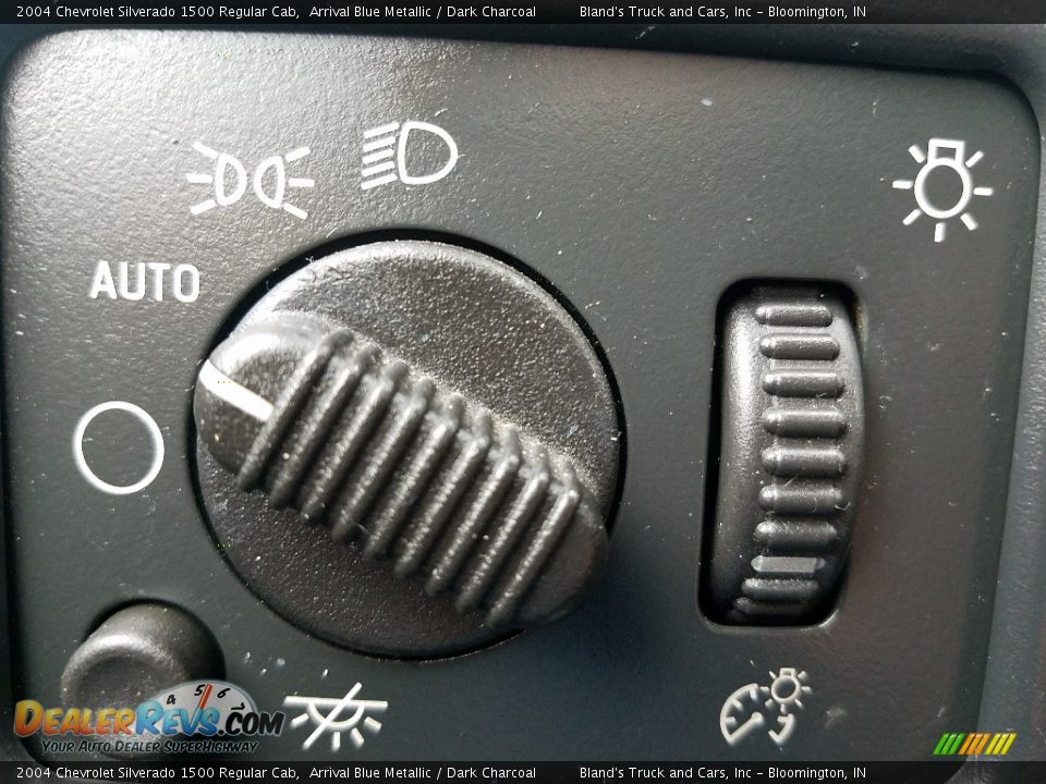 2004 Chevrolet Silverado 1500 Regular Cab Arrival Blue Metallic / Dark Charcoal Photo #17