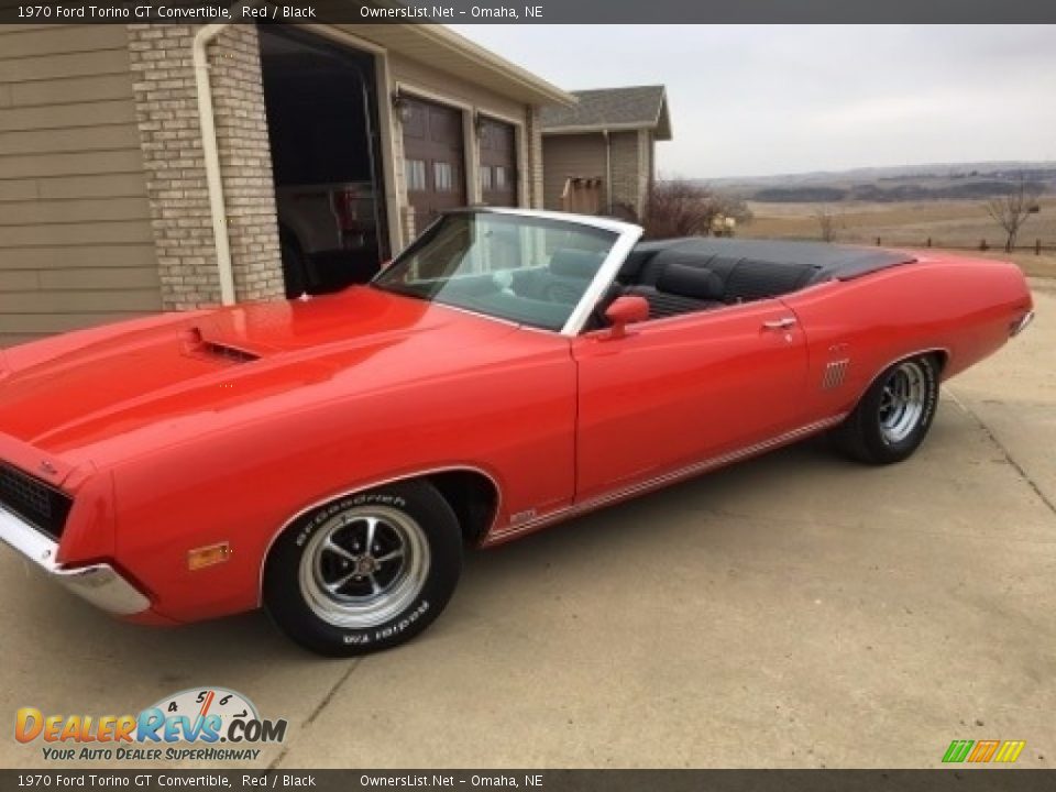 Front 3/4 View of 1970 Ford Torino GT Convertible Photo #1