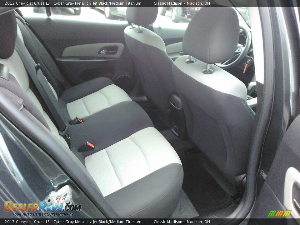2013 Chevrolet Cruze LS Cyber Gray Metallic / Jet Black/Medium Titanium Photo #12