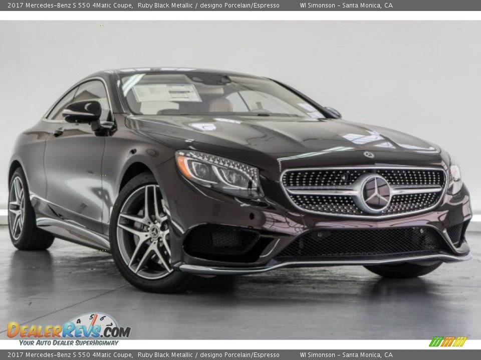 Front 3/4 View of 2017 Mercedes-Benz S 550 4Matic Coupe Photo #12