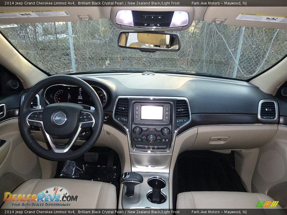 2014 Jeep Grand Cherokee Limited 4x4 Brilliant Black Crystal Pearl / New Zealand Black/Light Frost Photo #26