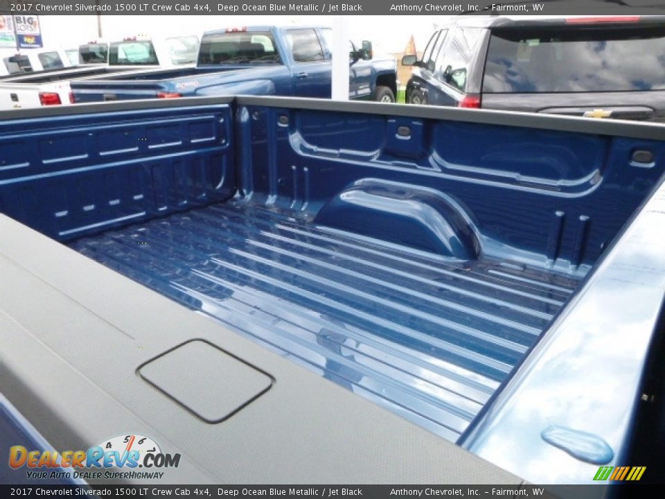 2017 Chevrolet Silverado 1500 LT Crew Cab 4x4 Deep Ocean Blue Metallic / Jet Black Photo #6
