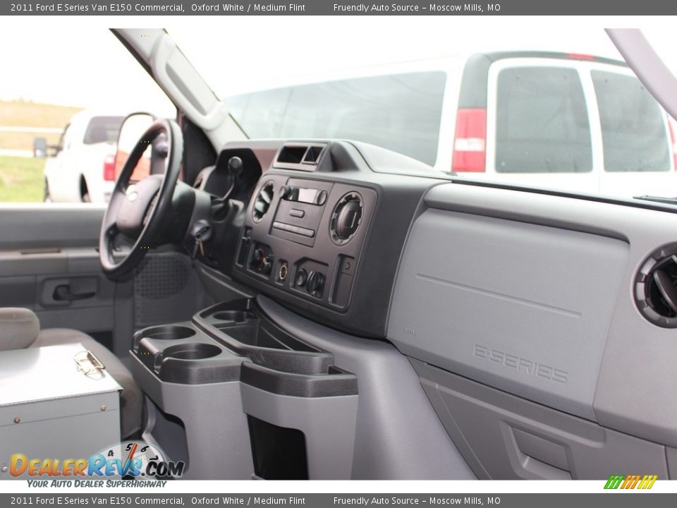 2011 Ford E Series Van E150 Commercial Oxford White / Medium Flint Photo #18
