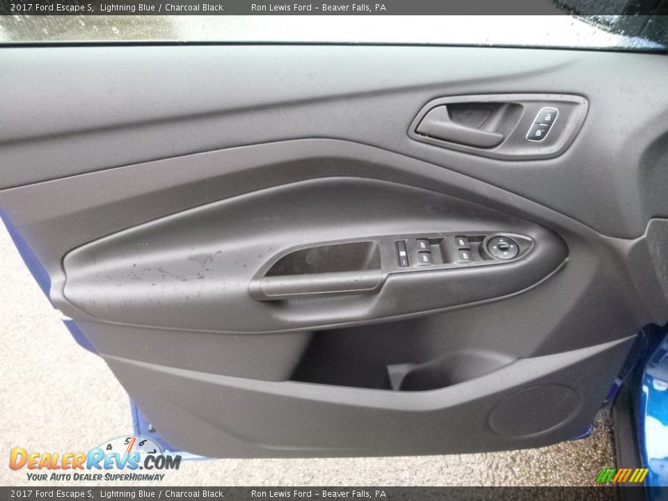 2017 Ford Escape S Lightning Blue / Charcoal Black Photo #15