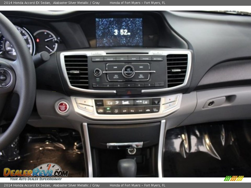 2014 Honda Accord EX Sedan Alabaster Silver Metallic / Gray Photo #17