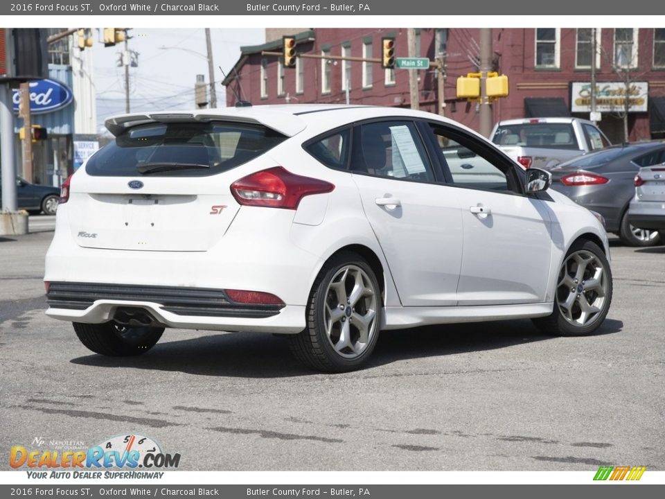 2016 Ford Focus ST Oxford White / Charcoal Black Photo #3