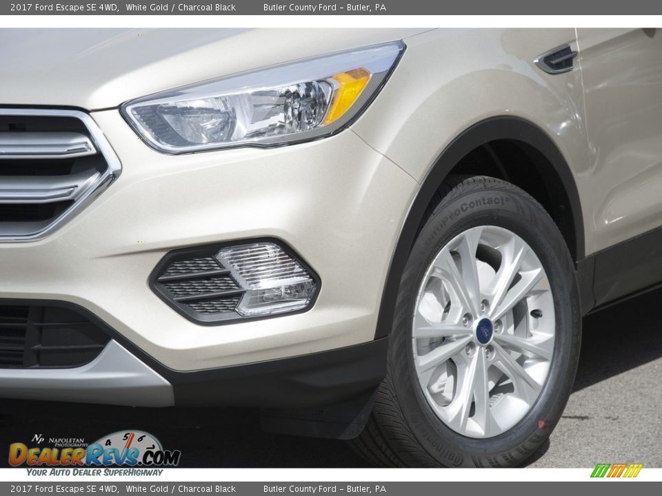 2017 Ford Escape SE 4WD White Gold / Charcoal Black Photo #2