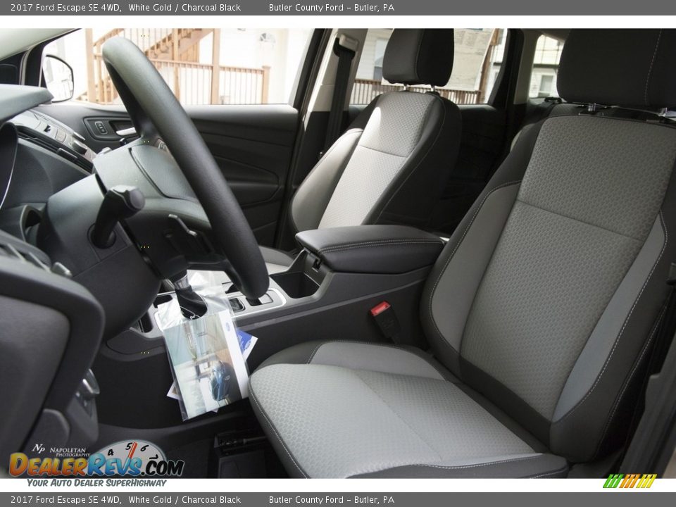 2017 Ford Escape SE 4WD White Gold / Charcoal Black Photo #7