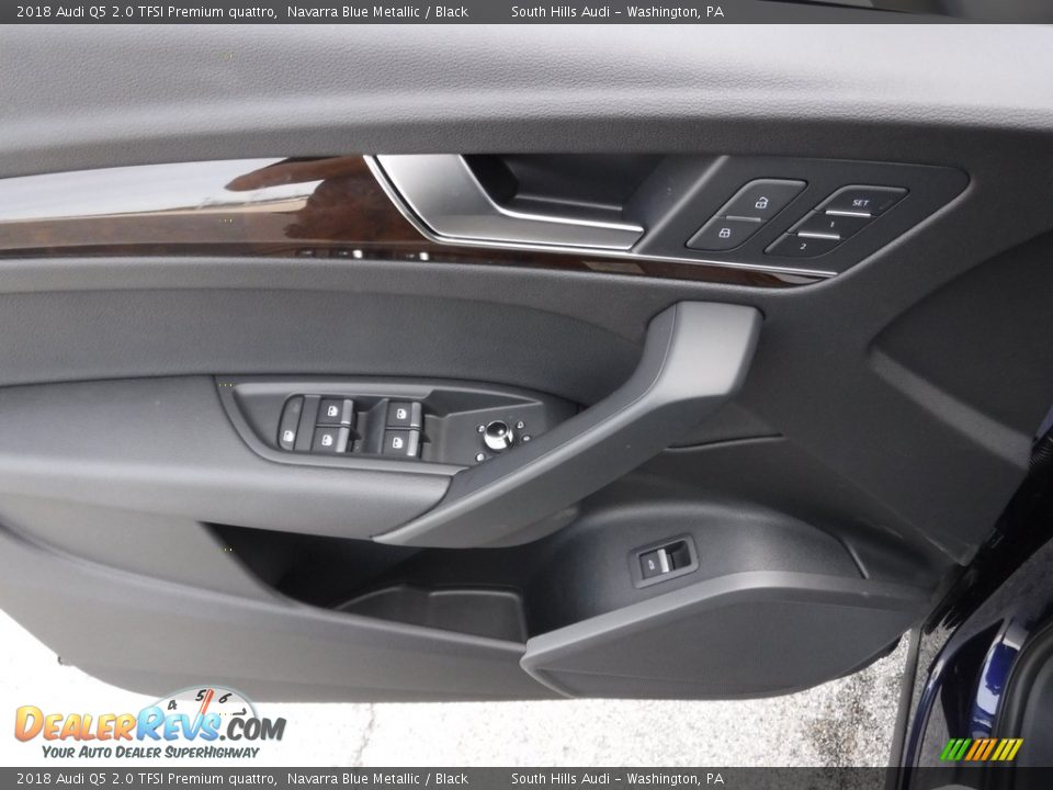 Door Panel of 2018 Audi Q5 2.0 TFSI Premium quattro Photo #18