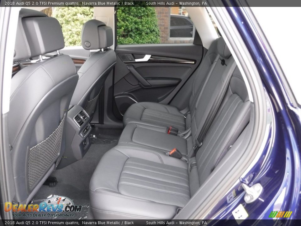 Rear Seat of 2018 Audi Q5 2.0 TFSI Premium quattro Photo #31