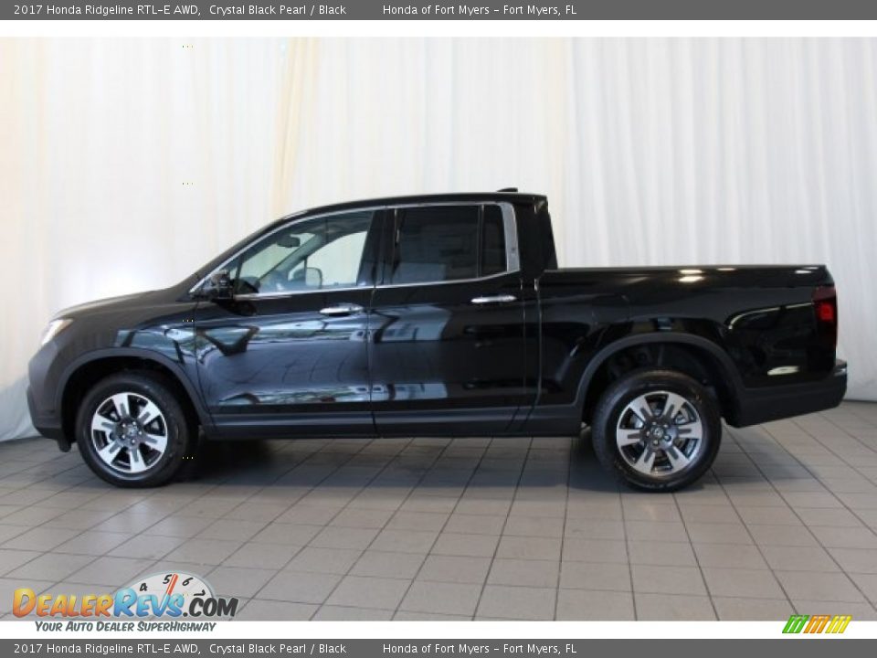 2017 Honda Ridgeline RTL-E AWD Crystal Black Pearl / Black Photo #5