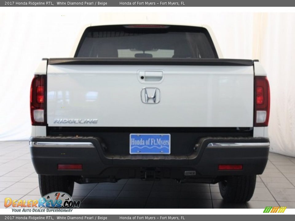 2017 Honda Ridgeline RTL White Diamond Pearl / Beige Photo #6