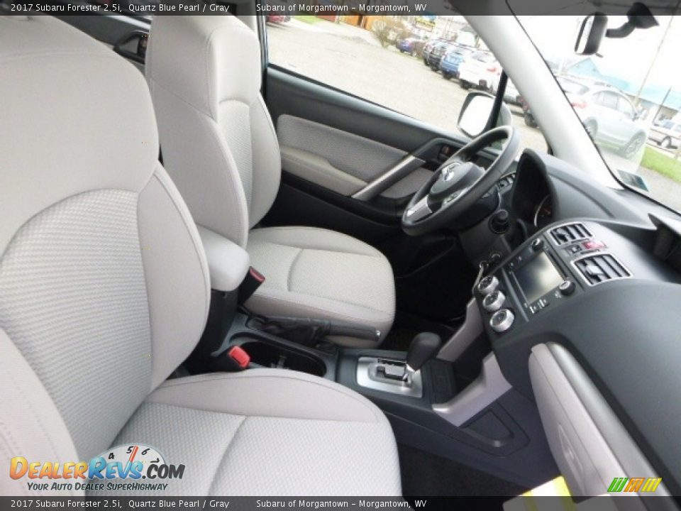 2017 Subaru Forester 2.5i Quartz Blue Pearl / Gray Photo #4