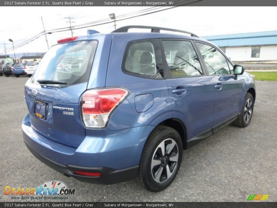 2017 Subaru Forester 2.5i Quartz Blue Pearl / Gray Photo #7