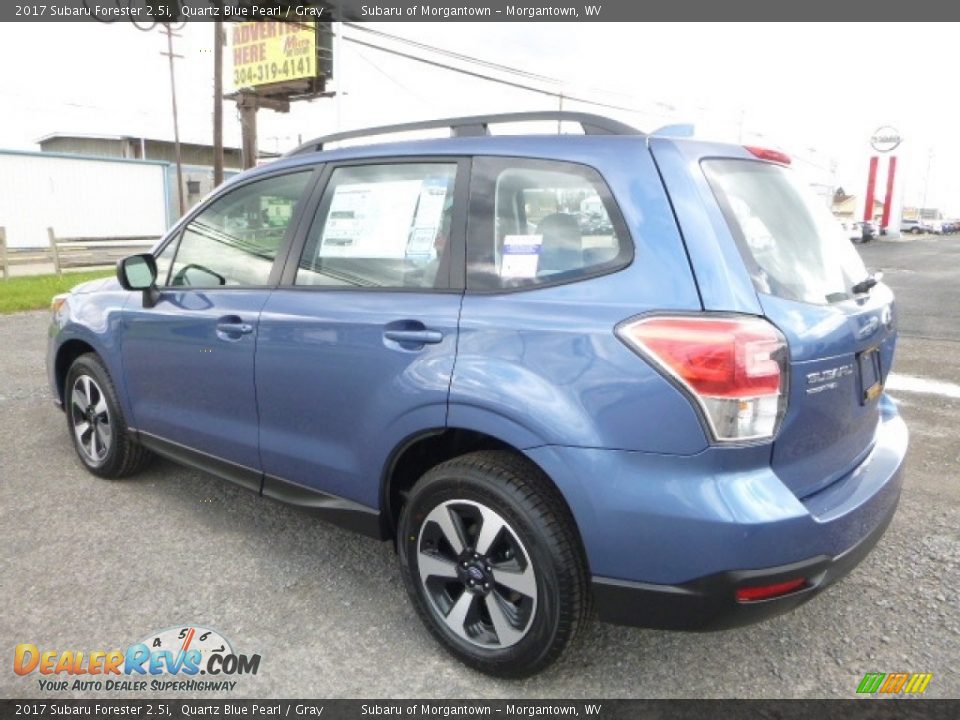 2017 Subaru Forester 2.5i Quartz Blue Pearl / Gray Photo #9
