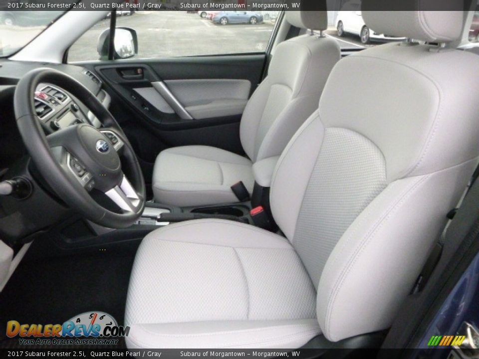 2017 Subaru Forester 2.5i Quartz Blue Pearl / Gray Photo #13