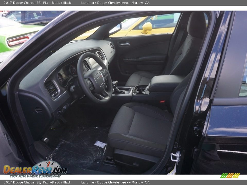 2017 Dodge Charger SE Pitch-Black / Black Photo #4