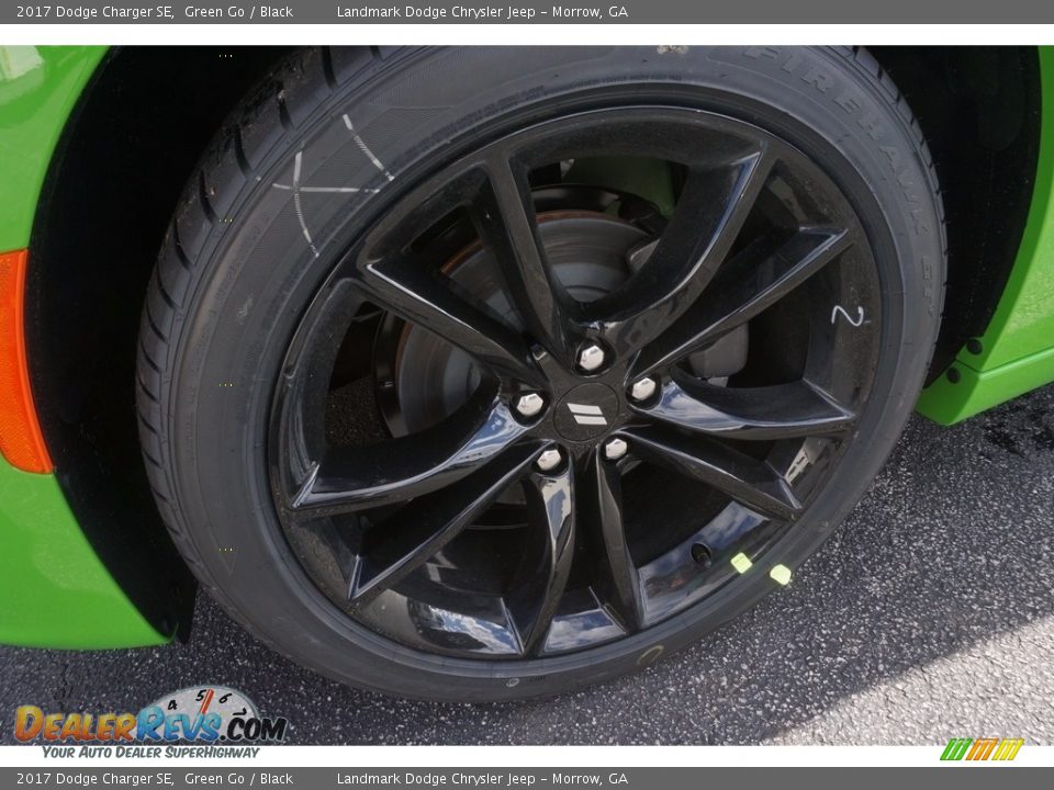 2017 Dodge Charger SE Wheel Photo #5
