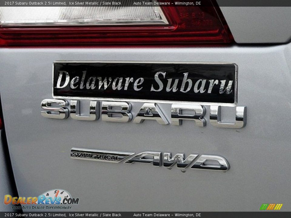 2017 Subaru Outback 2.5i Limited Ice Silver Metallic / Slate Black Photo #31