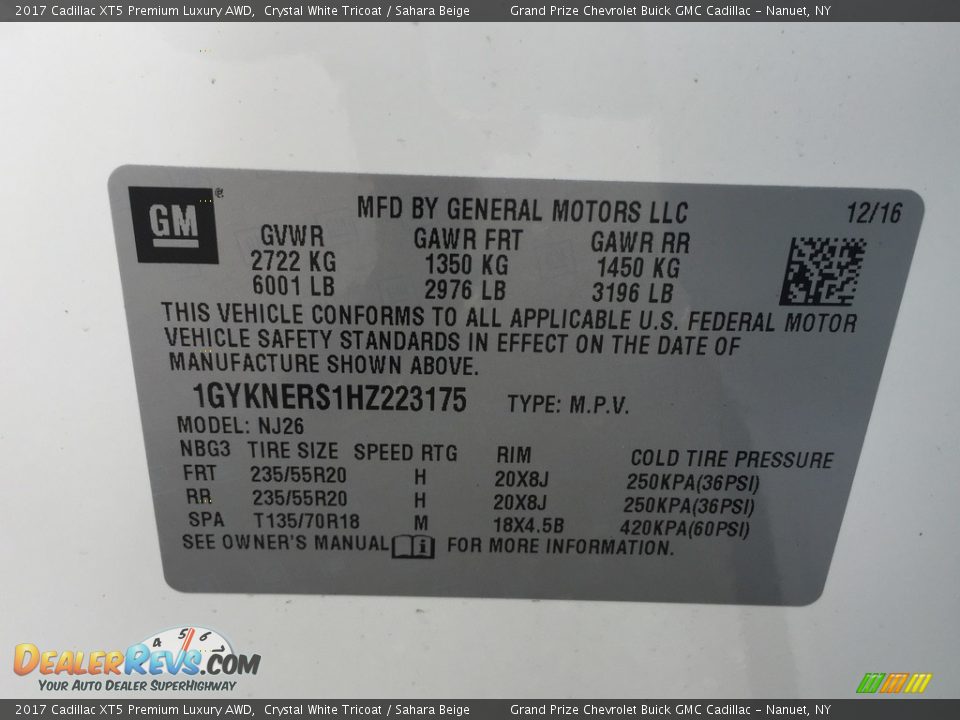 2017 Cadillac XT5 Premium Luxury AWD Crystal White Tricoat / Sahara Beige Photo #11