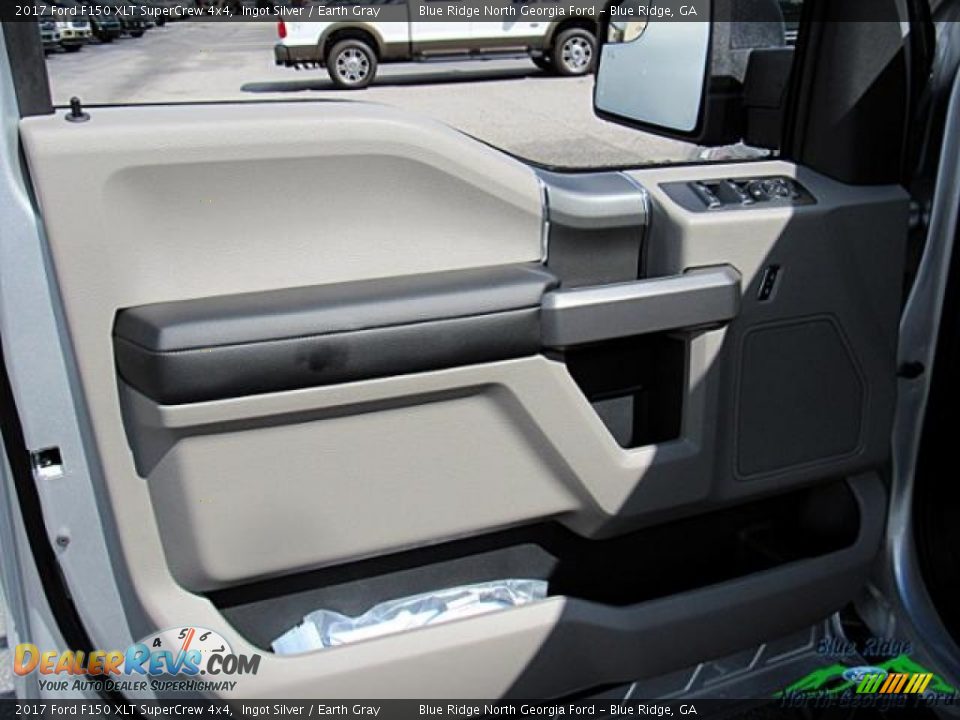 2017 Ford F150 XLT SuperCrew 4x4 Ingot Silver / Earth Gray Photo #32
