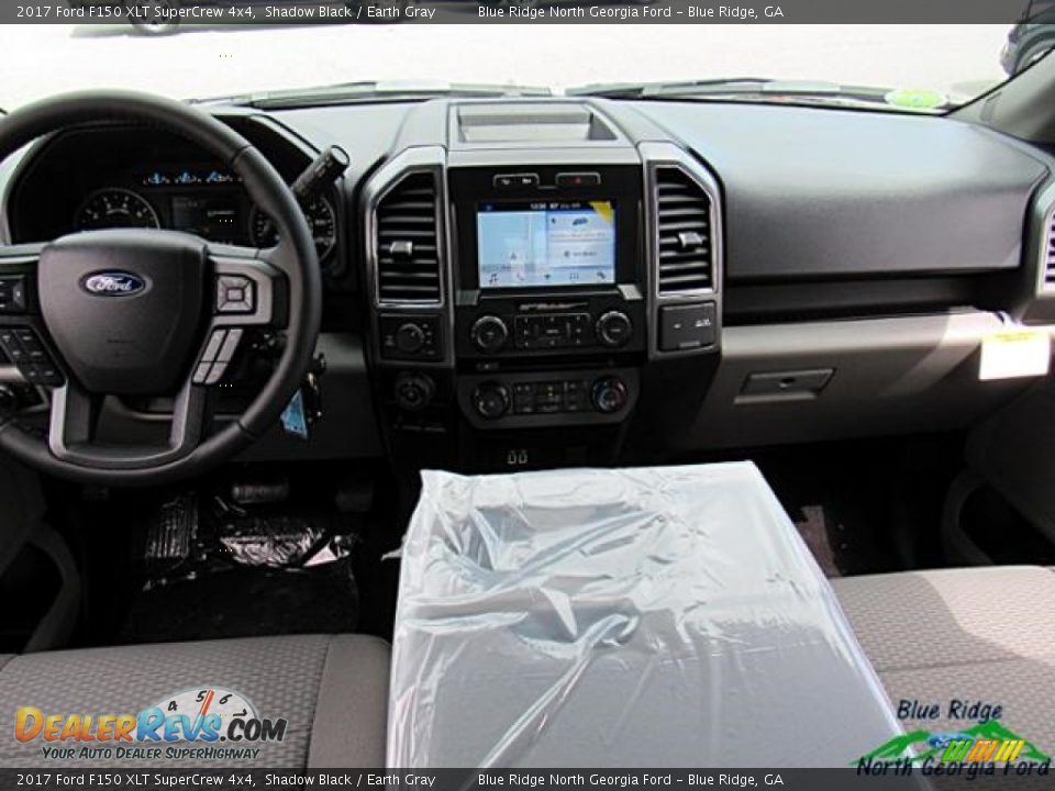 2017 Ford F150 XLT SuperCrew 4x4 Shadow Black / Earth Gray Photo #17