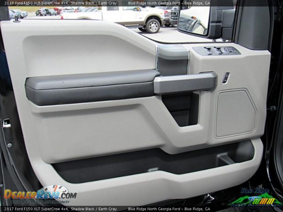 2017 Ford F150 XLT SuperCrew 4x4 Shadow Black / Earth Gray Photo #31