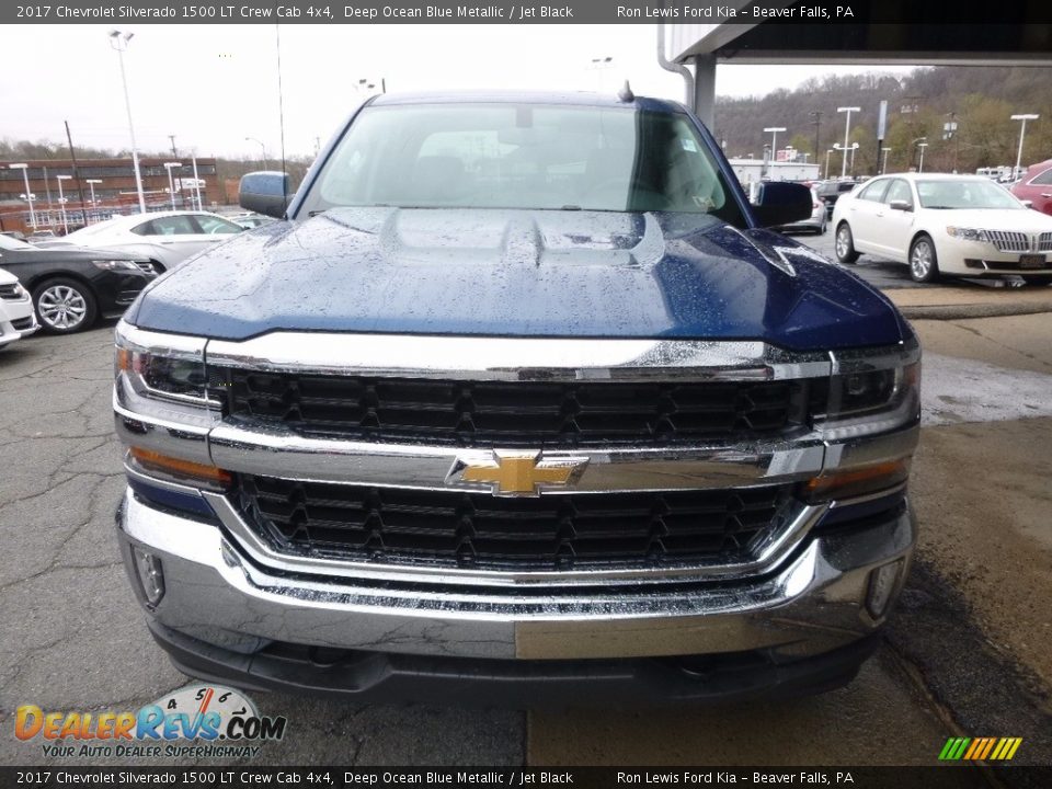 2017 Chevrolet Silverado 1500 LT Crew Cab 4x4 Deep Ocean Blue Metallic / Jet Black Photo #7