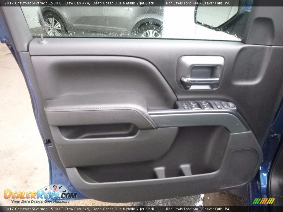 2017 Chevrolet Silverado 1500 LT Crew Cab 4x4 Deep Ocean Blue Metallic / Jet Black Photo #13