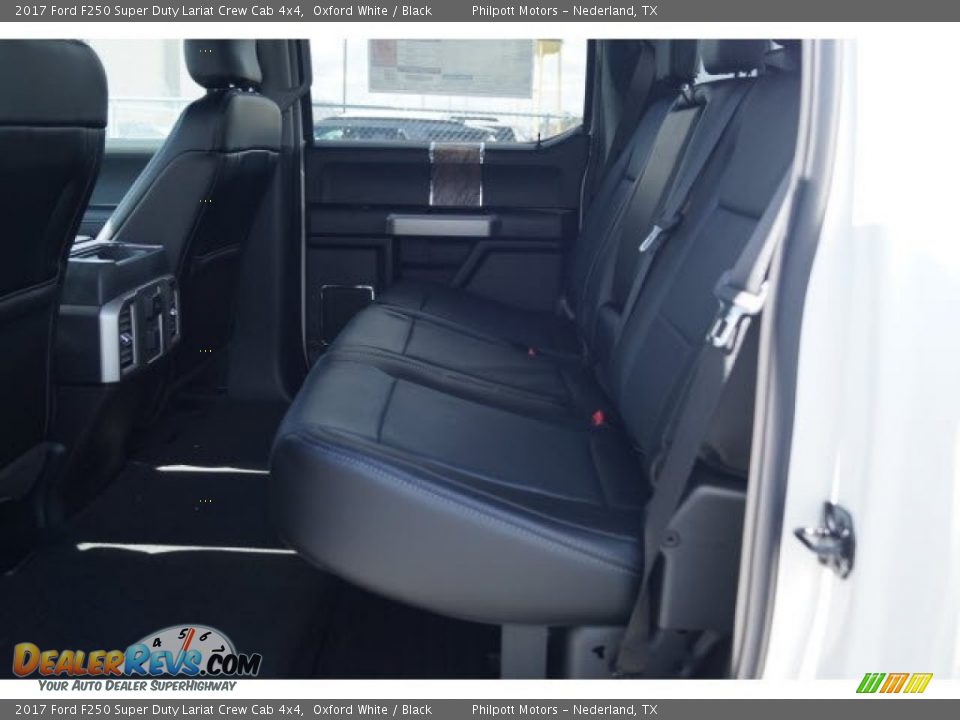2017 Ford F250 Super Duty Lariat Crew Cab 4x4 Oxford White / Black Photo #11