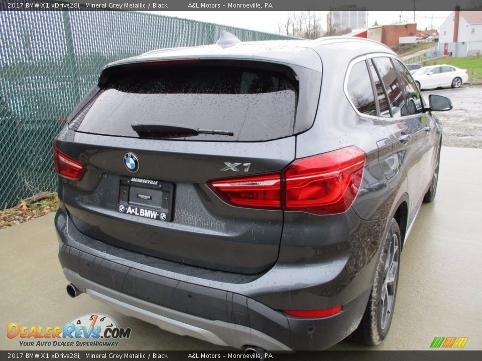 2017 BMW X1 xDrive28i Mineral Grey Metallic / Black Photo #4
