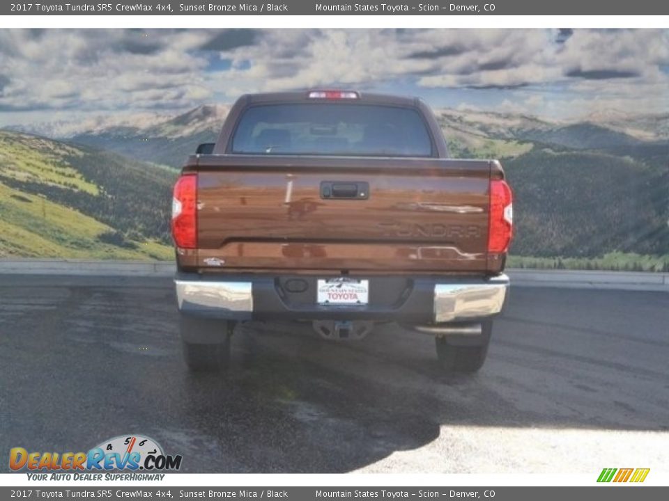 2017 Toyota Tundra SR5 CrewMax 4x4 Sunset Bronze Mica / Black Photo #4